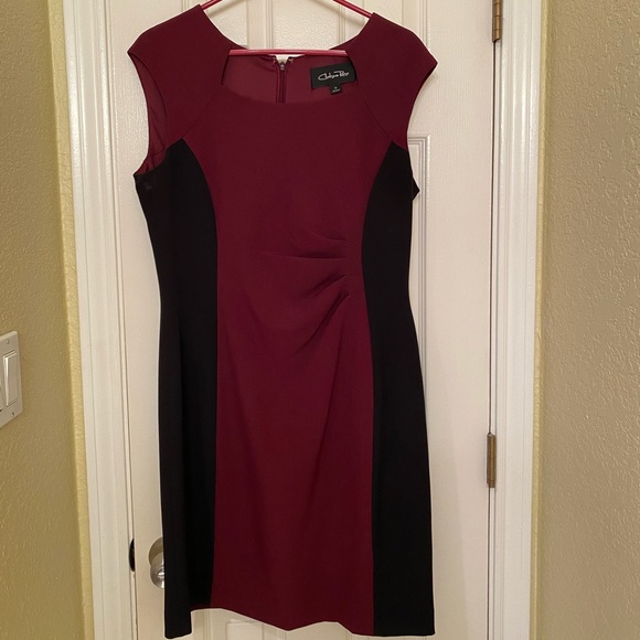 Excellent condition Maroon/Black dress, 12. Gathered on the left side. - Picture 1 of 2